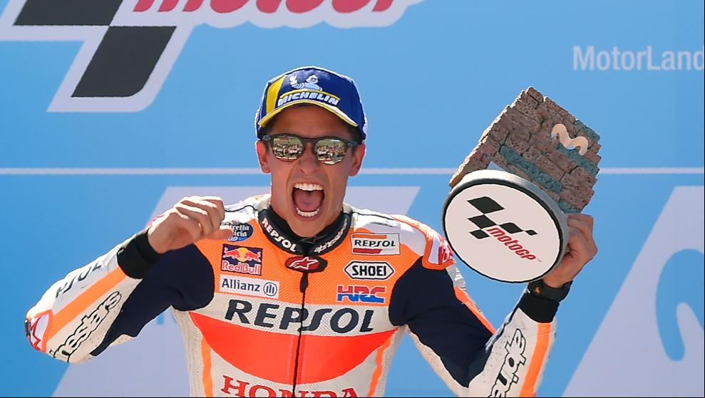 Márquez bate a Dovizioso en una gran batalla y se acerca al título