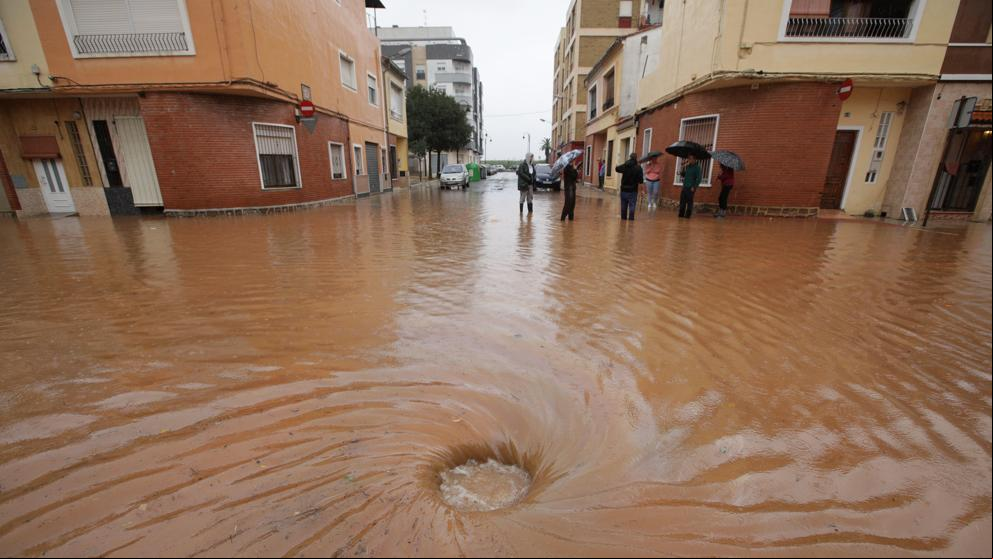 Las lluvias dejan un acumulado de hasta 486,5 l/m2 en Barx (Valencia)