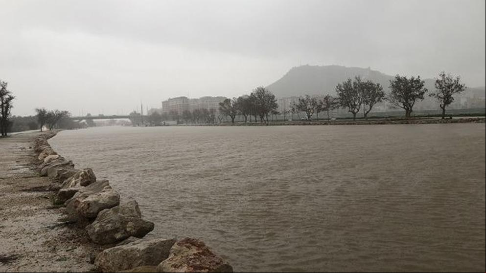 El río Júcar se desborda en Cullera
