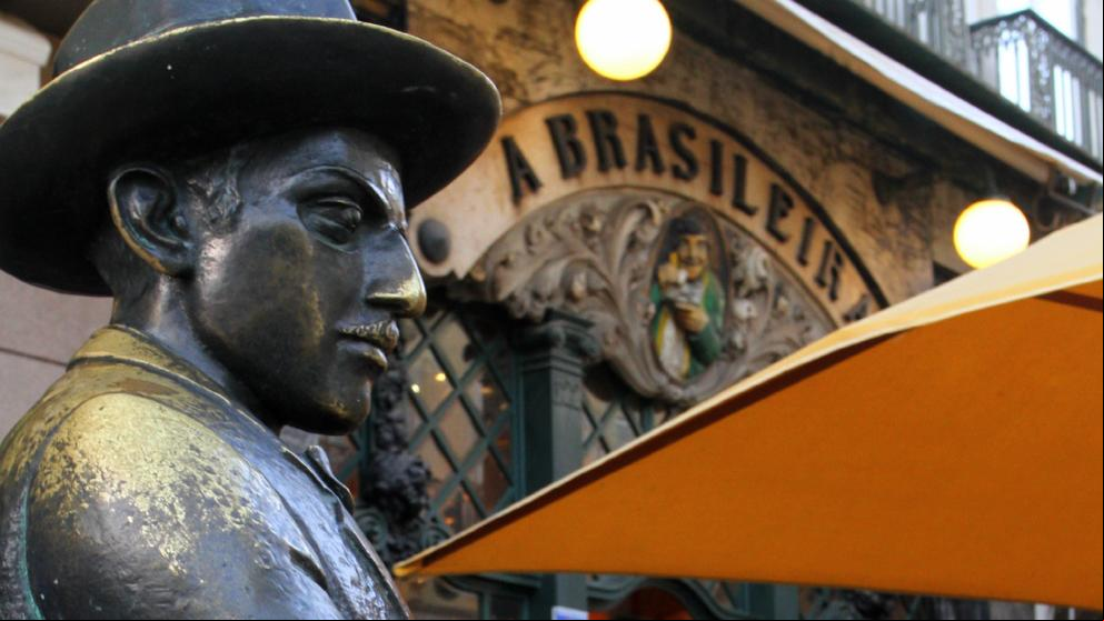 Fernando Pessoa, censurado en un manual escolar en Portugal