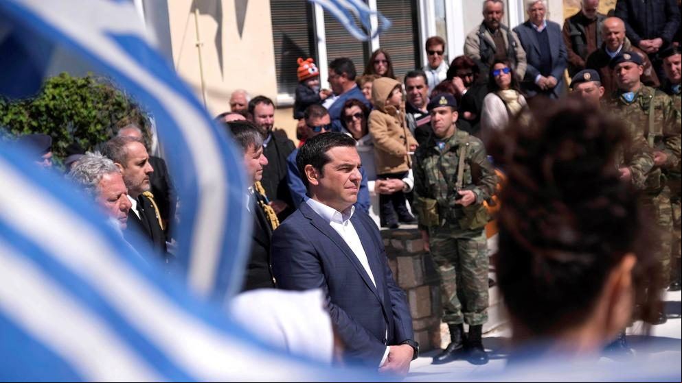Tsipras acusa a cazas turcos de “acosar” a su helicóptero