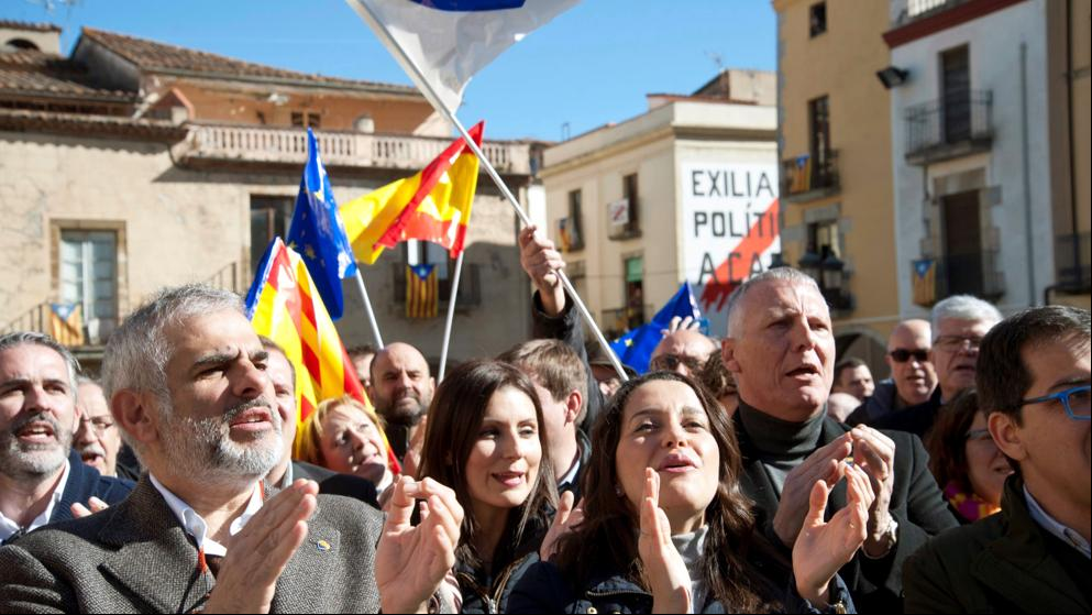 Inés Arrimadas: “El PSOE quiere volver a pactar con los separatistas para darles el indulto”