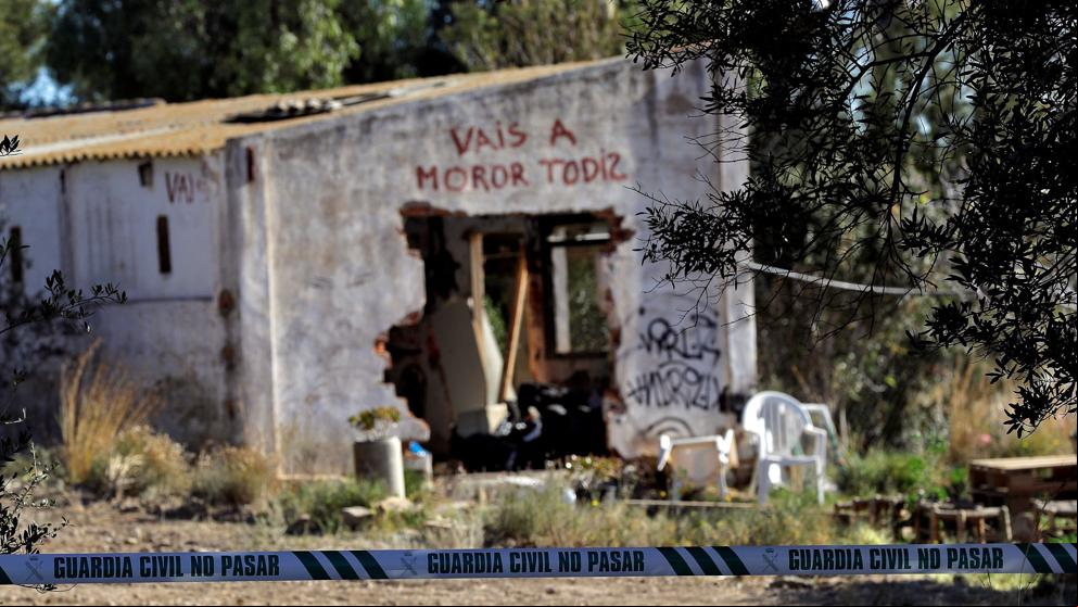 La Guardia Civil registra la casa de la pareja de Godella