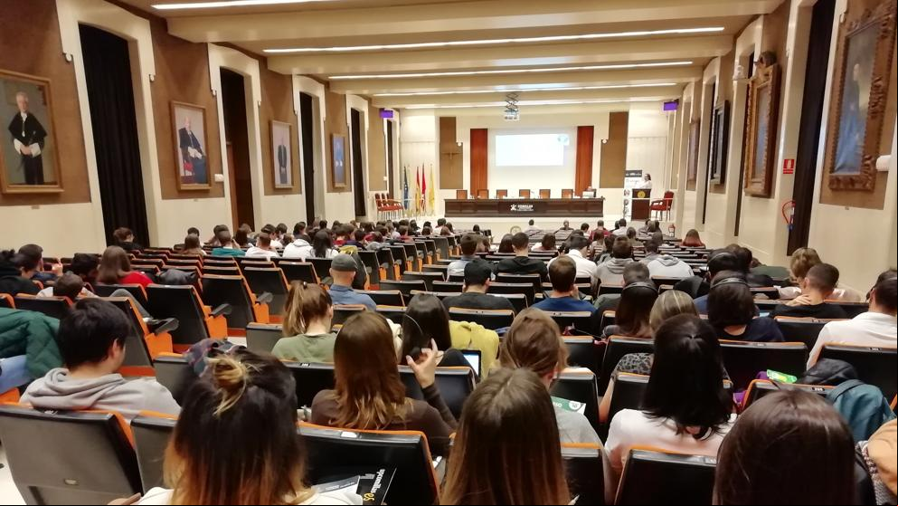 Más de 30 alumnos de la Universidad de Comillas, contagiados de paperas