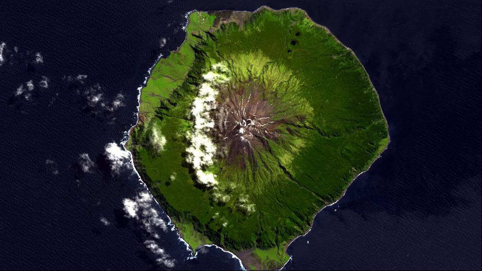 Tristán de Acuña, la isla más remota del mundo