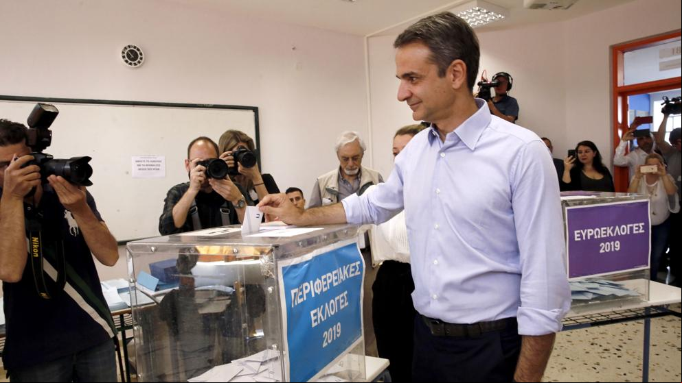 Los conservadores ganan las europeas en Grecia y relegan a Syriza, según sondeos
