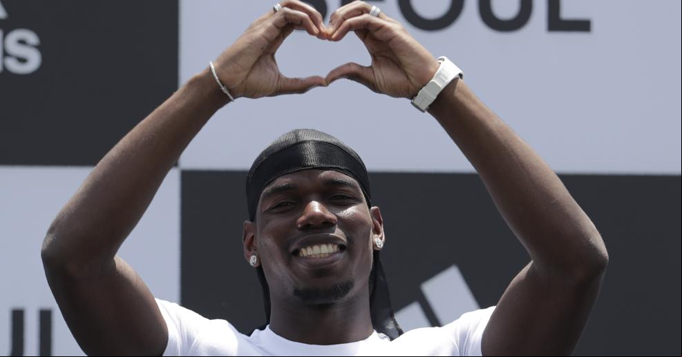 Pogba acepta el #BottleCapChallenge y humilla a Ibrahimovic