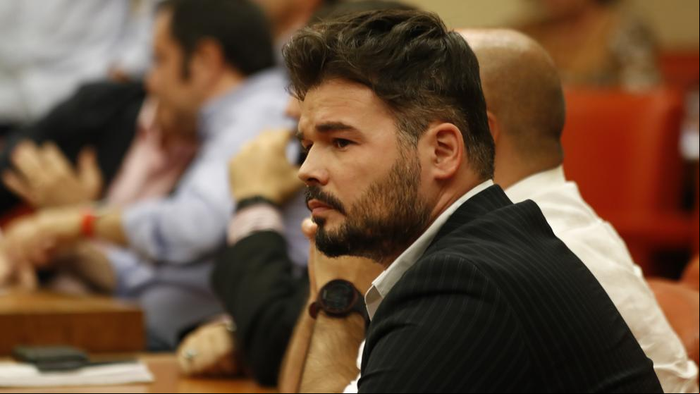 El Institut Nova Història lamenta las “descalificaciones personales” tras las críticas de Pedret y Rufián
