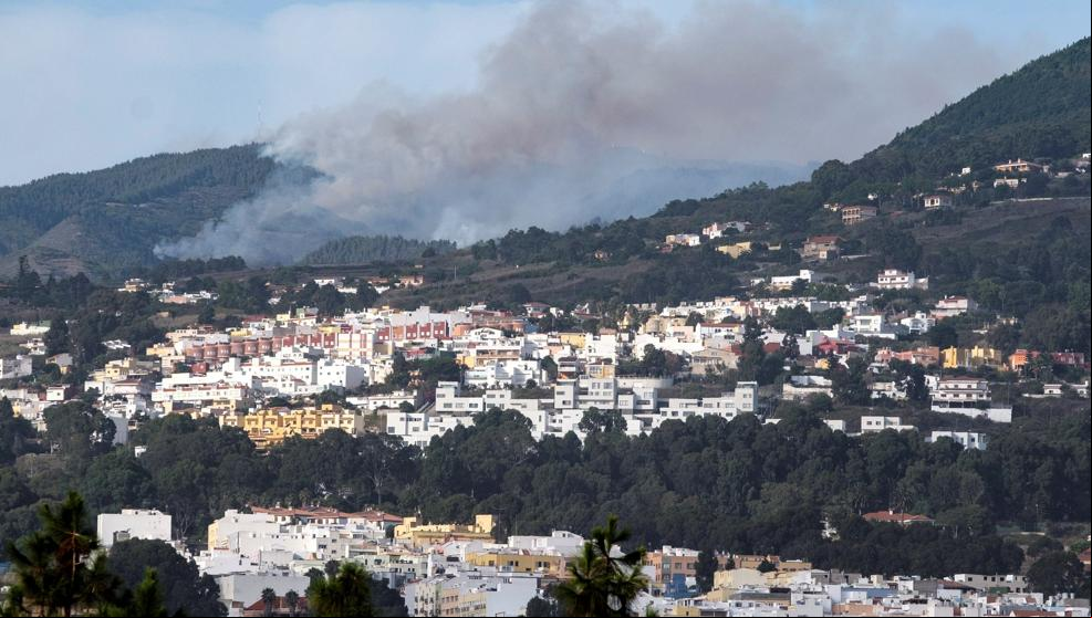 Las Palmas pide suspender su partido por los incendios y LaLiga lo rechaza
