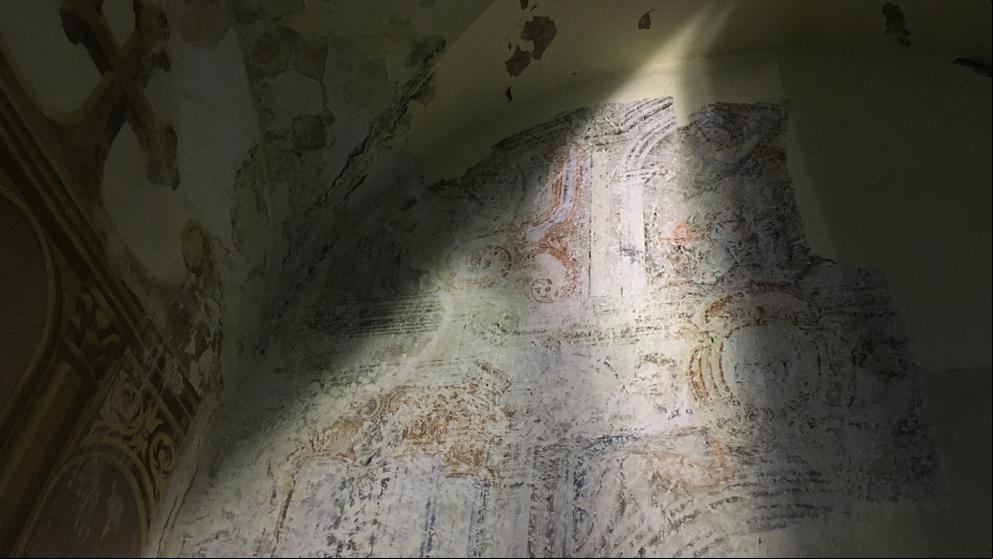 Pinturas ocultas en iglesias activan la recuperación de un arte olvidado