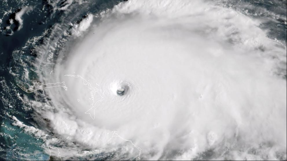 Huracán Dorian: Primeros destrozos y evacuaciones al llegar a Bahamas