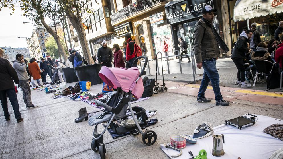 El ‘mercadillo de la miseria’ se instala ahora en Sant Antoni
