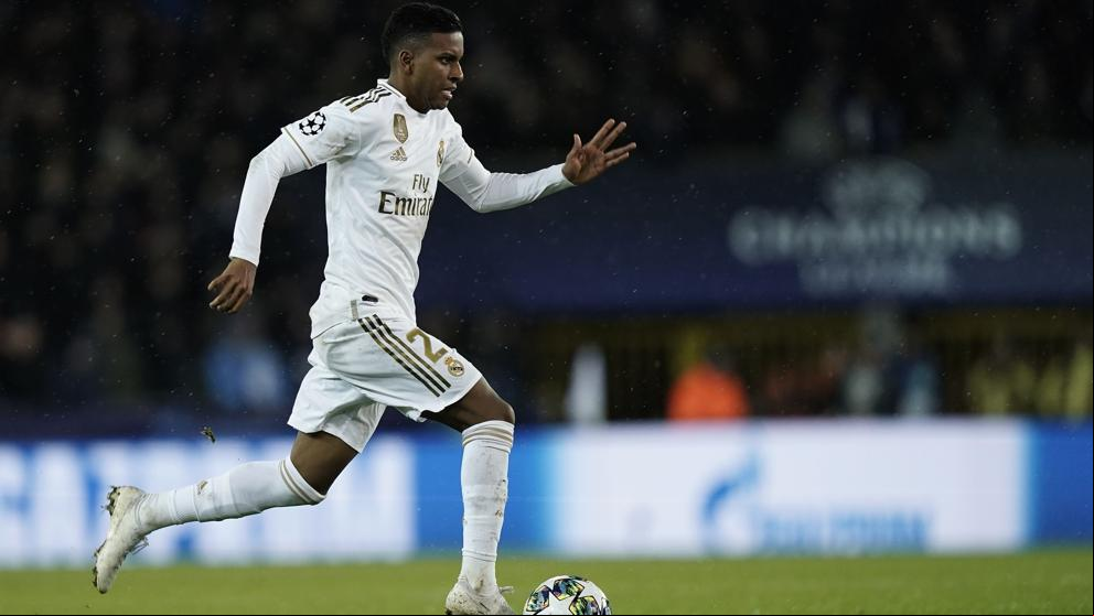 Isco y Rodrygo acompañan a Benzema en el ataque del Real Madrid en Valencia