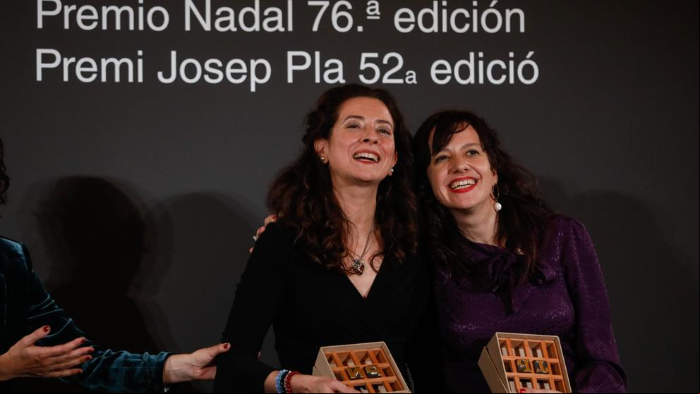 Ana Merino gana el Nadal y Laia Aguilar el Josep Pla