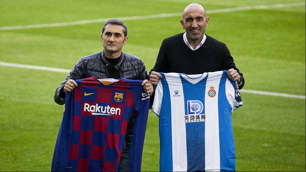 Cordialidad en el encuentro Valverde - Abelardo antes del derbi