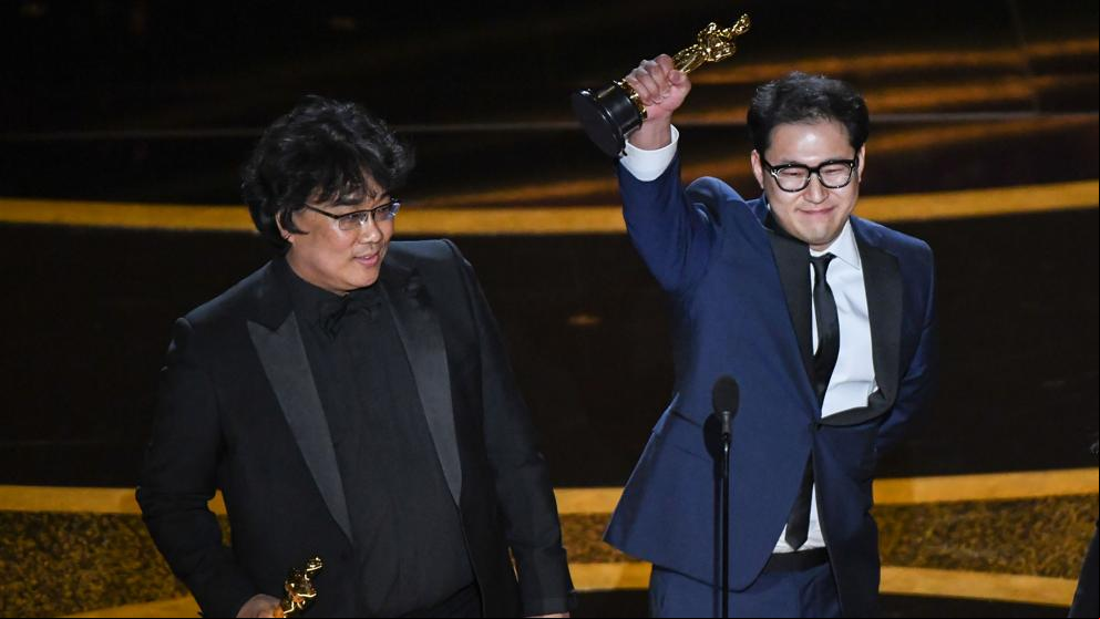 ’Parásitos’ da la sorpresa al ganar el Oscar 2020 a mejor guion original