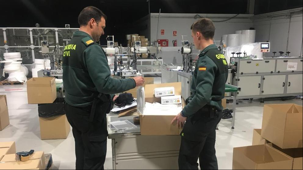 La Guardia Civil se incauta de 150.000 mascarillas de una fábrica de Jaén