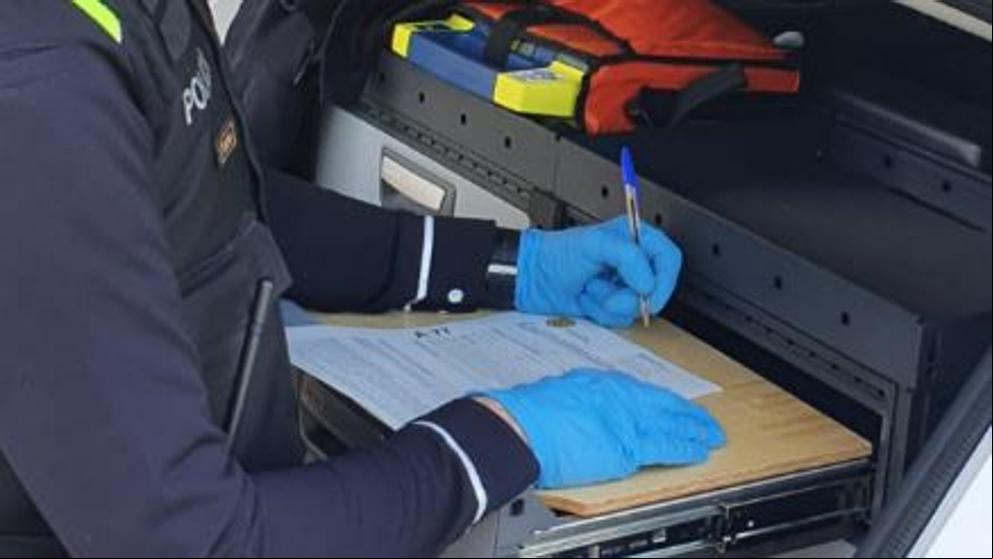 Polémica detención de un menor por saltarse el confinamiento en Castellar del Vallès