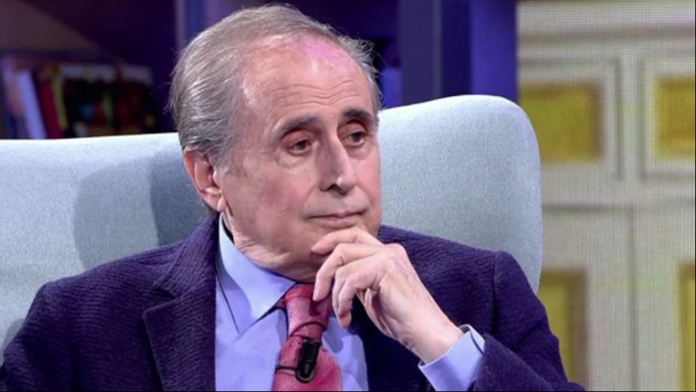 Las redes se ceban con Jaime Peñafiel tras acusar al servicio de contagiarle