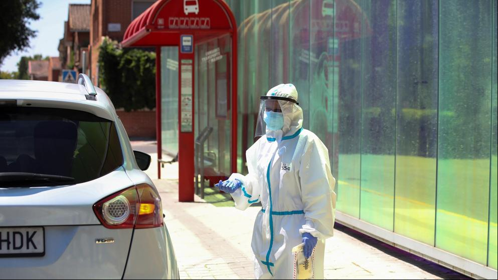 Madrid realiza 10.000 PCR al día, 5.000 menos de los comprometidos