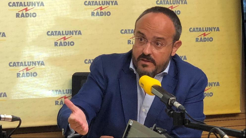 Cs se queda solo en su idea de triple pacto con PP y PSC