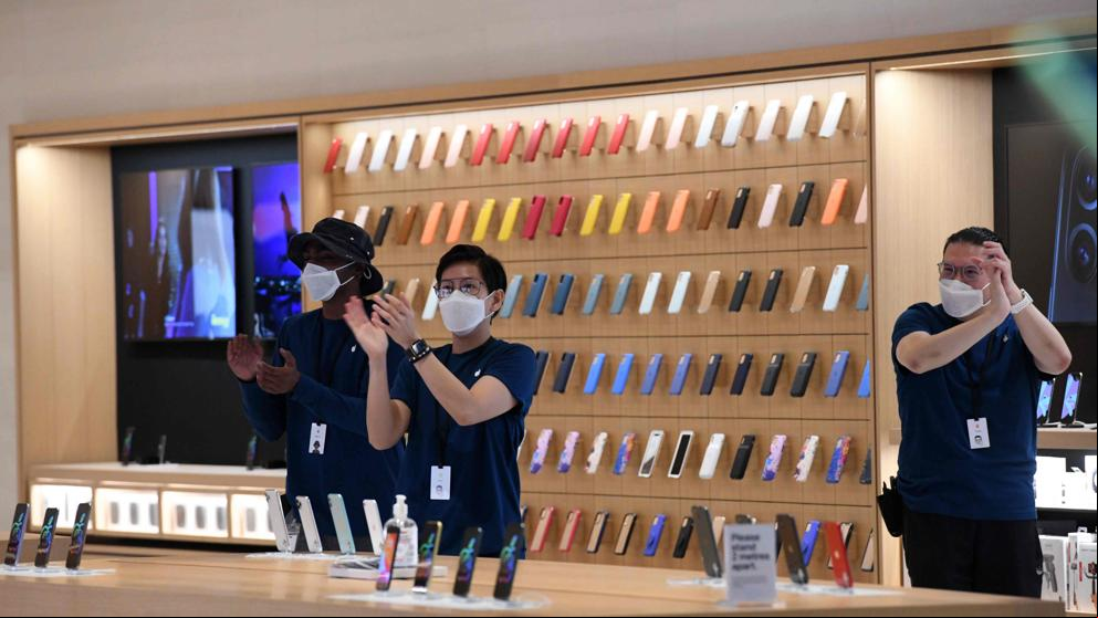 Como era de esperar, el diseño de las nuevas mascarillas de Apple no defrauda