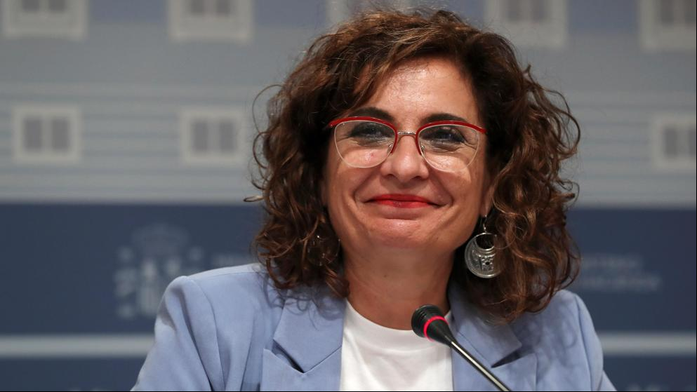 Hacienda recomienda a las autonomías un déficit del 2,2% del PIB en 2021, del que asumirá la mitad