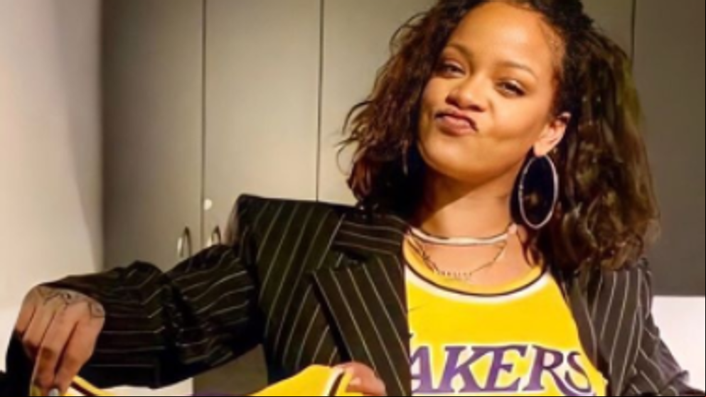 Rihanna se desfasa celebrando la victoria de los Lakers