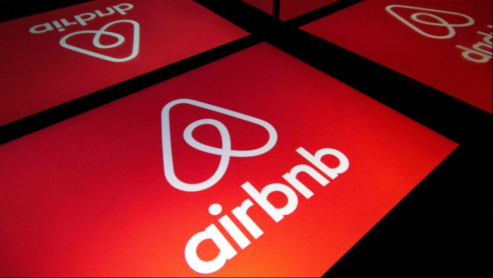 El 28% de los propietarios controla más de la mitad de las viviendas de Airbnb en València