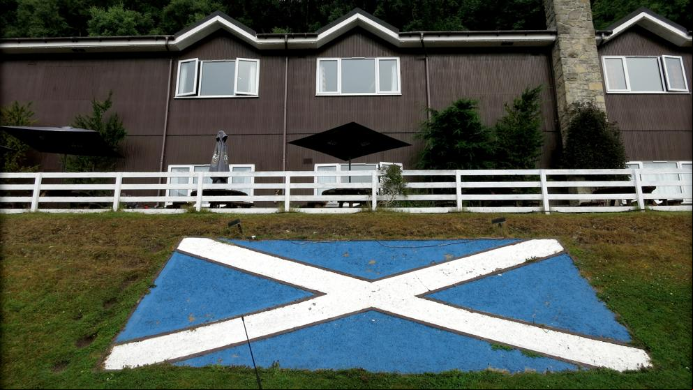 Prohibido entrar o salir de Escocia