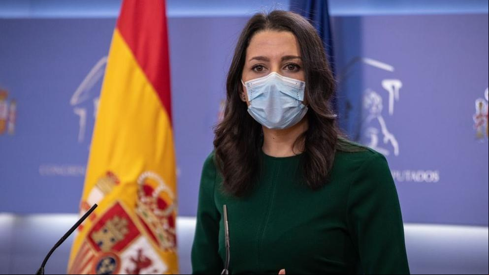 Arrimadas afea al PP que piense en “cargarse” a Cs en lugar de “frenar las locuras del Gobierno”