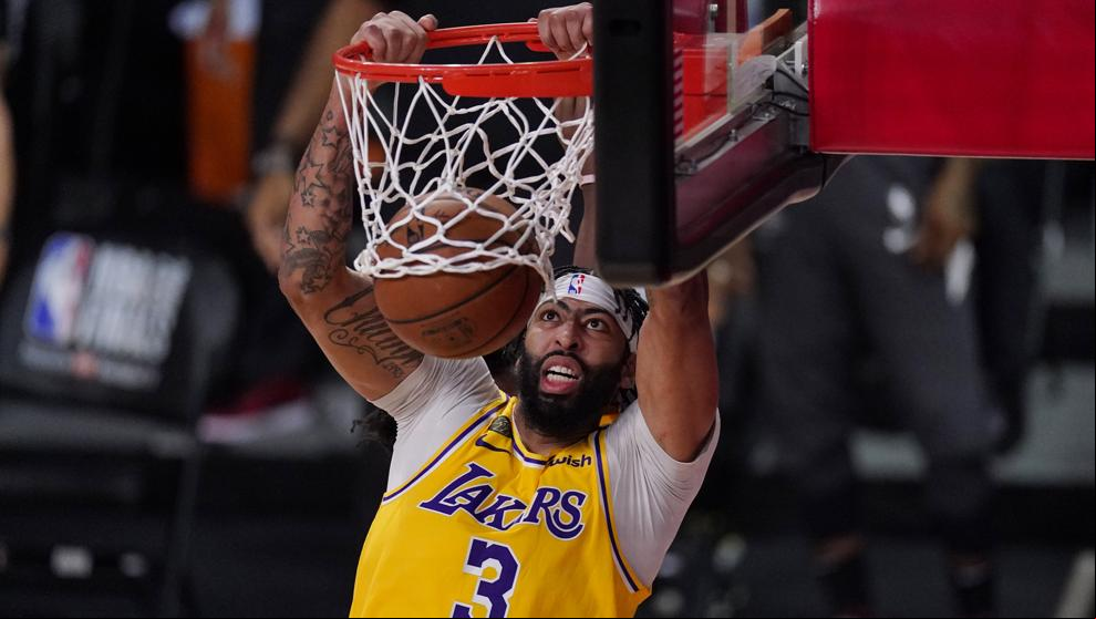 Anthony Davis renueva por cinco años y 190 millones con los Lakers